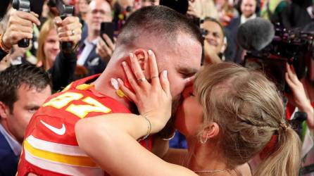 Travis Kelce y Taylor Swift durante la reciente edición del Super Bowl.