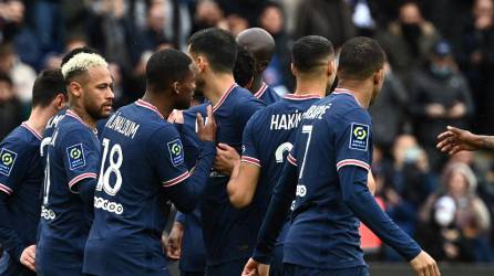 El PSG goleó 3-0 el domingo al FC Girondins de Burdeos, pero se vivieron momentos de tensión ya que sus seguidores los abuchearon. Foto AFP.