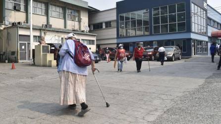 Según las autoridades, el hospital actual fue sobrepasado hace 15 o 20 años y urgen nuevas instalaciones. FOtos: Héctor Cantarero.