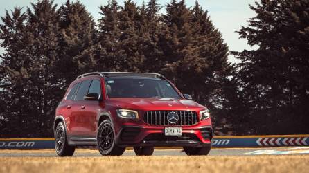 El frente destaca gracias a la parrilla “Panamericana” que identifica a los AMG desde hace cinco décadas.