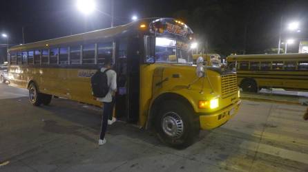 Más de 250,000 personas, estudiantes y trabajadores hacen uso del transporte público.