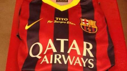 Tito Por Siempre Eterno es el mensaje en las camisetas del Barcelona.