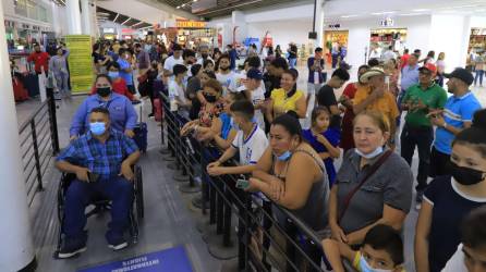 Así luce en estos días el aeropuerto internacional Ramón Villeda Morales. Fotos: Melvin Cubas.