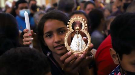 Más de un millón de personas se recibieron durante las últimas dos semanas en la Basílica de Suyapa por el aniversario de su hallazgo. Muchos feligreses mostraron su fervor y dieron gracias por los milagros.