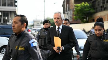 El periodista guatemalteco, José Rubén Zamora, a su llegada este miércoles a un tribunal de la capital.