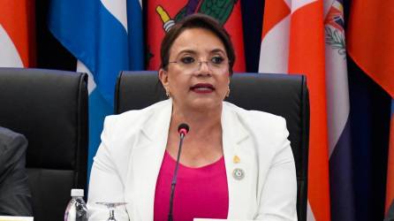 <b><span class=mln_uppercase_mln>Archivo.</span></b> Xiomara Castro por segunda vez recibe el rechazo de los países de la Celac.