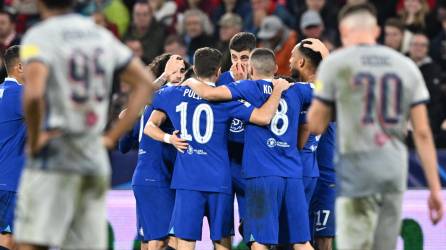 El Chelsea es líder del Grupo E con diez unidades y aseguró su presencia en octavos de final de la Champions.