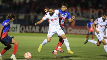 Olimpia venció al FAS por 4-2 y esto dice la prensa hondureña y salvadoreña del triunfo de los Albos en la Copa Centroamericana.