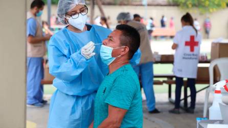 De las muestras de PCR procesadas la semana pasada, 89 dieron positivas para covid en San Pedro Sula.