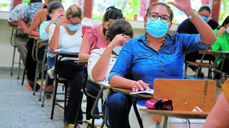 Más de 55,000 docentes se sometieron a evaluaciones durante seis semanas.