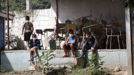 Las tres escuelas necesitan mucho apoyo. Fotos: Amílcar izaguirre y Franklyn Muñoz.