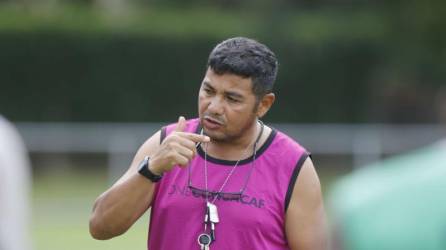 Carlos Padilla dirige al Juticalpa FC de la Liga de Ascenso.