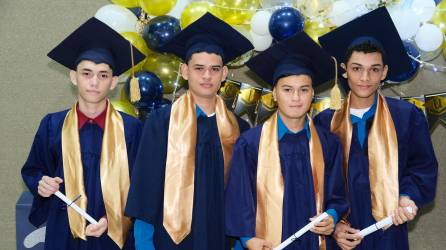 Víctor López, Fredy Luna, José Oliver y Luis Posas