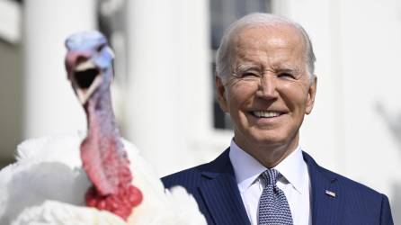 El presidente de Estados Unidos, Joe <b>Biden</b>, cumple 81 años este lunes con el tradicional indulto de los pavos de Acción de Gracias en la Casa Blanca.