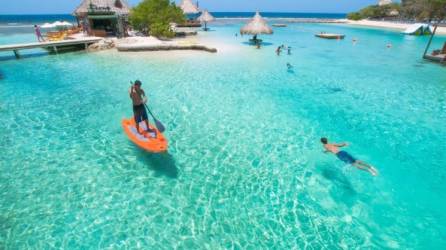 El paradisíaco lugar se encuentra cerca de French Harbour, a unos 30 minutos del aeropuerto de Roatán.