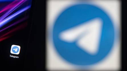 Telegram permite grupos de más de 200.000 personas.