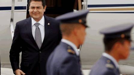 El presidente Juan Orlando Hernández viaja a España para reunirse con el Rey Felipe VI.