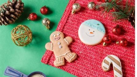 Inicia a tus hijos en las labores culinarias con actividades sencillas y seguras, comienza con estas dulces galletas.