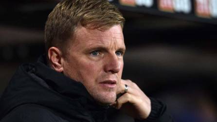 Eddie Howe de 43 años de edad es el nuevo estratega del Newcastle United.