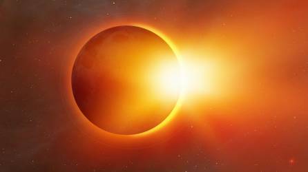 “Los rayos del sol son poderosos y pueden quemar la retina muy rápidamente”, dijo Hinkle en un comunicado de prensa de la Tulane.