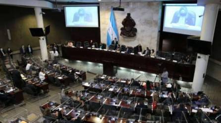 Los diputados del Congreso de Honduras no aprobaron el decreto para la adhesión al CAF, pese a ello, el Ejecutivo publicó el decreto en La Gaceta.