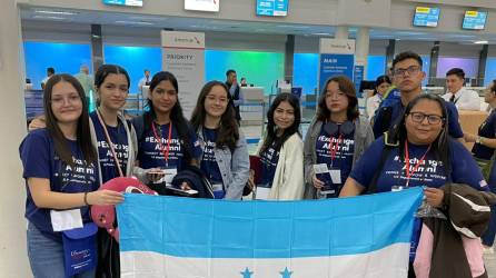 Estudiantes del Centro Cultural Sampedrano viajan a Estados Unidos para participar en el programa CAYA, patrocinado por la Embajada de Estados Unidos en Honduras.