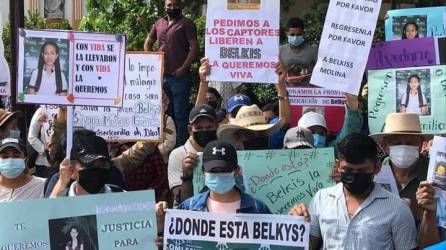 En Honduras, las investigaciones sobre la desaparición de Belkis Molina y Angie Peña siguen sin rendir frutos. Ambos casos han conmocionado al país.