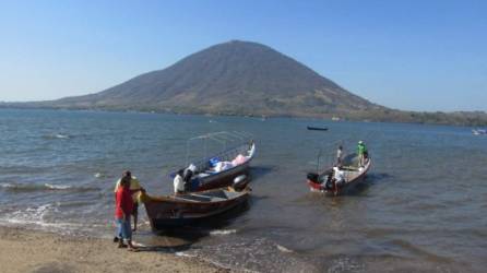 Los pescadores en el Golgo de Fonseca reclaman más apoyo.