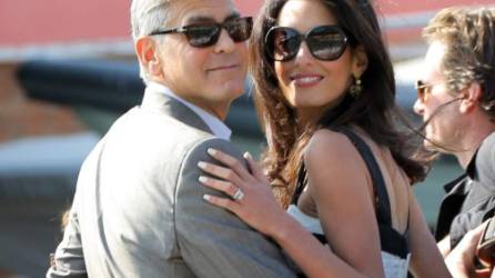 El 27 de septiembre de 2014, el soltero de oro de Hollywood, George Clooney, contrajo matrimonio con la reconocida abogada británica de origen libanesa, Amal Alamuddin. La pareja cumple su primer año de casados más enamorados.