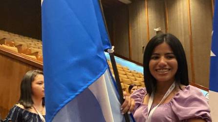 Libni Saraí Boves Mendoza representó a Honduras en el Congreso Latinoamericano de Estudiantes de Ingeniería Química desarrollado en Ecuador, en donde obtuvo la presidencia.