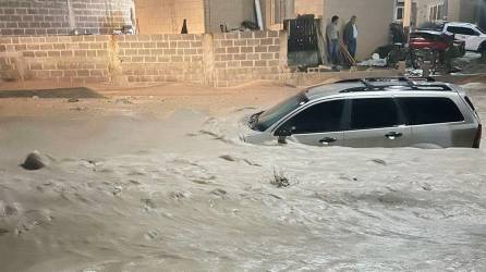 Honduras elevó de verde (preventiva) a amarilla (vigilancia) la alerta en el departamento de Cortés, en el norte del país, donde este martes más de una veintena de familias fueron evacuadas debido a las inundaciones causadas por una cuña de alta presión.