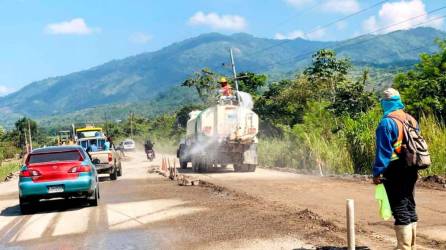 Carretera CA-4, que conduce hacia la zona occidental de Honduras.