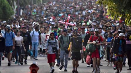 Miles de migrantes planean partir del sur de México en una nueva caravana en Semana Santa.