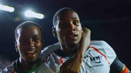 Jugadores de Martinica celebraron el pase a la Copa Oro 2023.