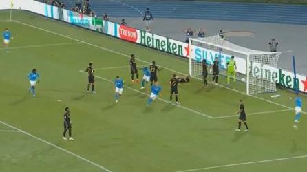 Champions League: El terrible error de Kepa en el gol del Napoli