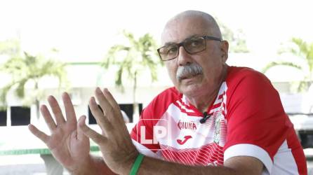 Manuel Keosseián se confiesa en esta entrevista y revela detalles no conocidos por muchos. El Marathón es el club muy importante en su vida.