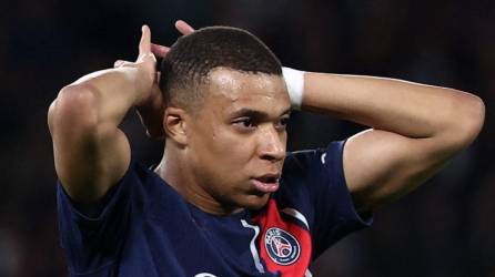 PSG y Mbappé rozan el ridículo antes de enfrentar al Barcelona