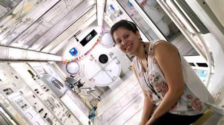 Carol Miselem: Los logros de la ingeniera aeroespacial sampedrana han sido destacados por importantes medios internacionales, luego de que en 2015 la Nasa la eligiera para para monitorear y controlar las condiciones de vida en la Estación Espacial Internacional. Actualmente trabaja en el centro de control de misiones del Johnson Space Center en Houston, Texas.