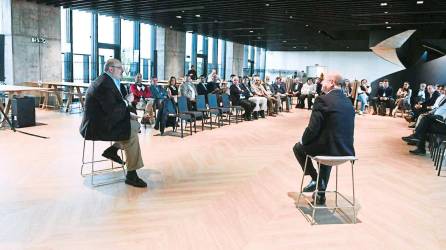 <b><span class=mln_uppercase_mln>Programa.</span></b> El presidente de la SIP, Jorge Canahuati, presidió la jornada académica previa a la instalación hoy de la 78º Asamblea General.