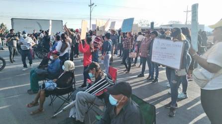 Pacientes renales protestan en la carretera CA-5.
