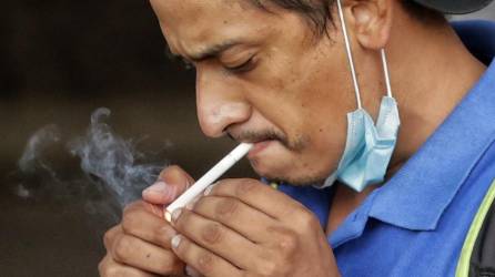 El consumo de cigarrillos causa cuatro muertes por día en Honduras.
