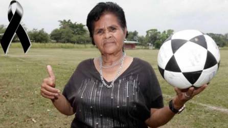 Antonia Lara Aparicio fue una mujer entregada al fútbol en La Lima, Cortés, y fue la entrenadora que dirigió a Carlos Pavón en sus inicios.