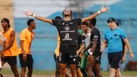 Plantilla del Panteras celebró a lo grande en el estadio Olímpico de San Pedro Sula.