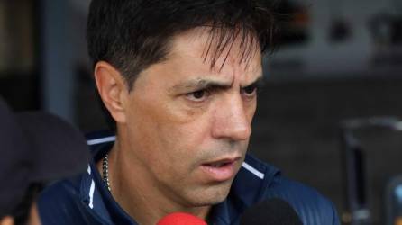 César Vigevani, entrenador del Motagua, mostró su enfado con algunos periodistas por sus críticas tras el fracaso azul en la Copa Centroamericana.