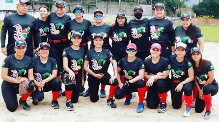 El equipo Rebels que participará del torneo de sóftbol Slowpitch en San Pedro Sula.
