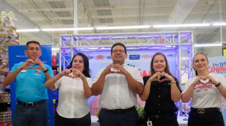 Ejecutivos de Cargill, Walmart y Banco de Alimentos de Honduras en el lanzamiento oficial de la campaña.