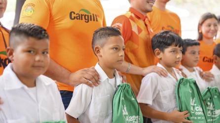 El programa “A clases con Cargill” ha beneficiado a más de 60,000 estudiantes en Honduras, Guatemala, Nicaragua y Costa Rica.