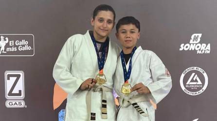Susana Connor y Diego Garay, los atletas hondureños que ganaron medallas de oro en campeonato latinoamericano de jiu-jitsu.