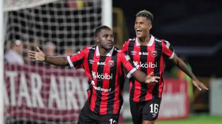 Alex López y Alajuelense, a la final de Copa Centroamericana