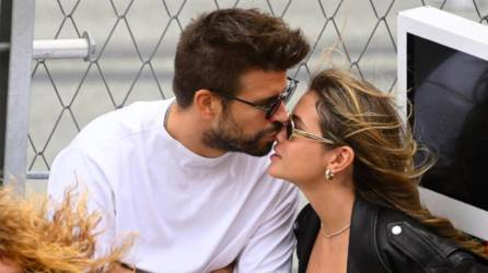 El ex futbolista Gerard Piqué y su actual pareja Clara Chía se encontraban disfrutando de sus vacaciones cuando se vieron envuelto en un incomodo y repentino momento.